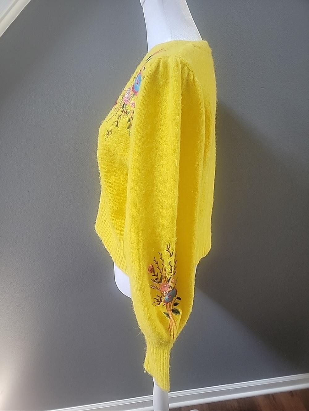 Boden Embroidered Floral Detail Cardigan Wool Blend Floral Med - Picture 4 of 7
